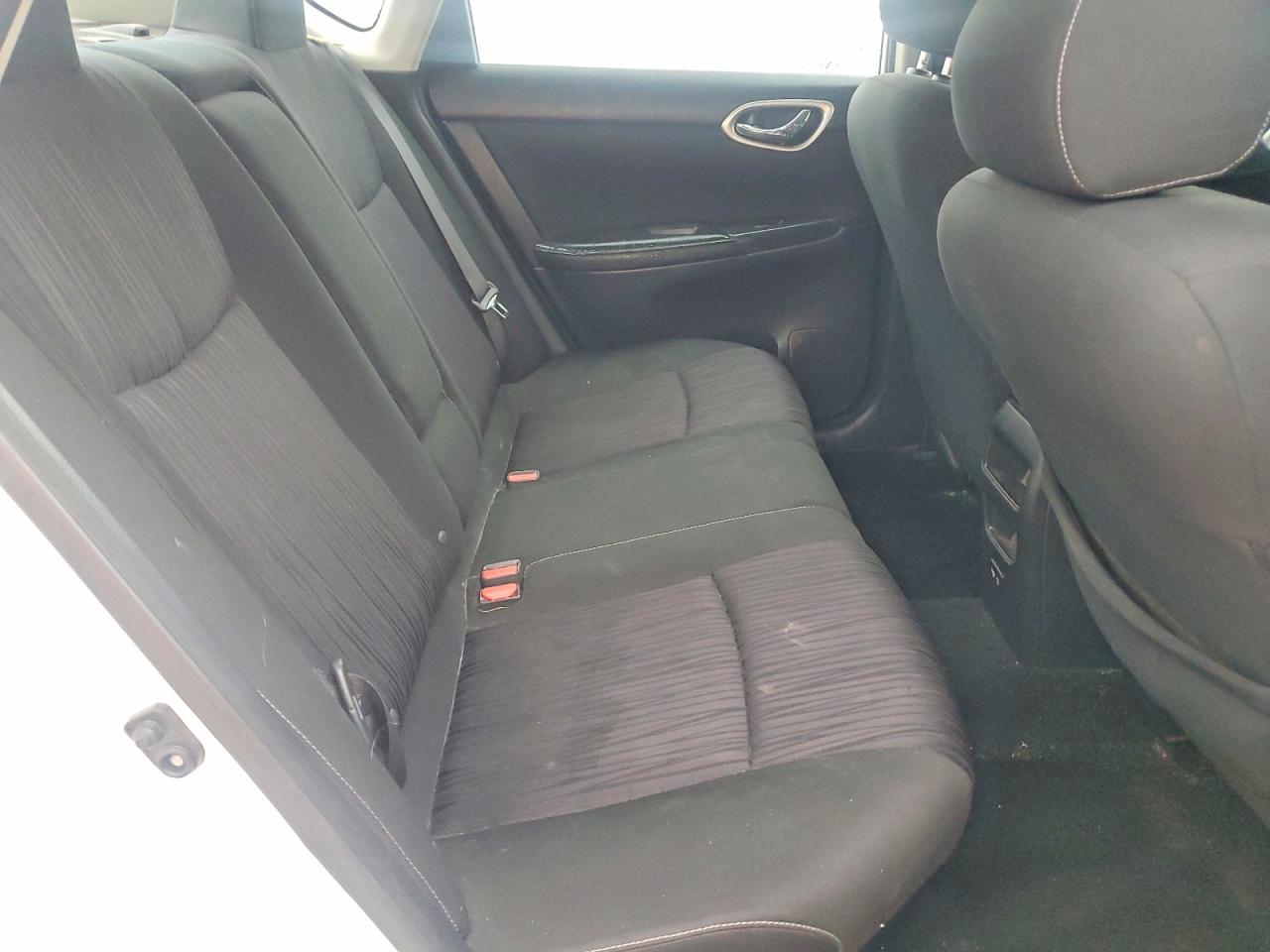 2019 NISSAN SENTRA S photo 10