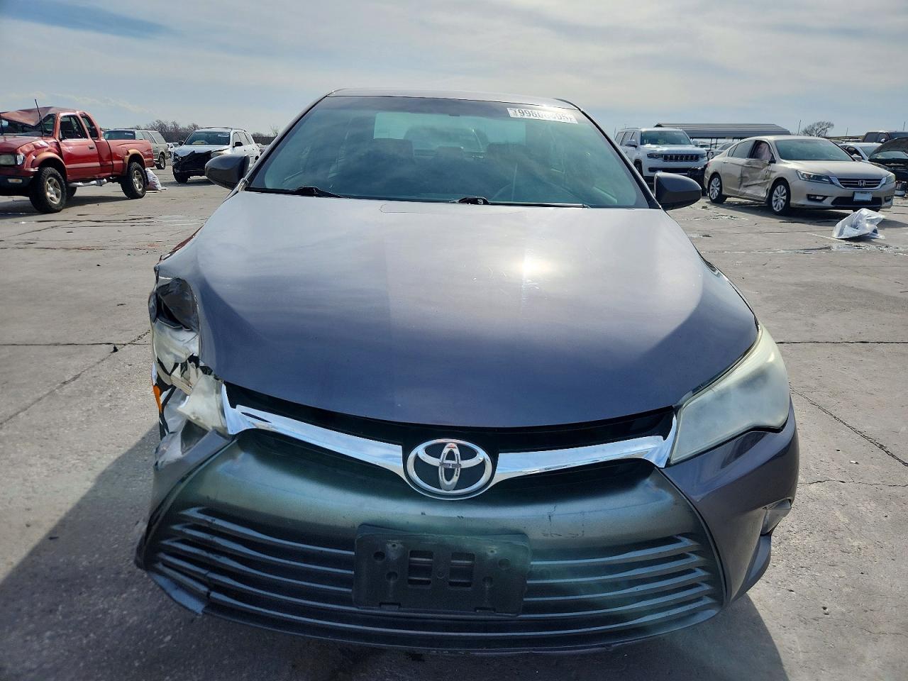 2017 TOYOTA CAMRY LE photo 9