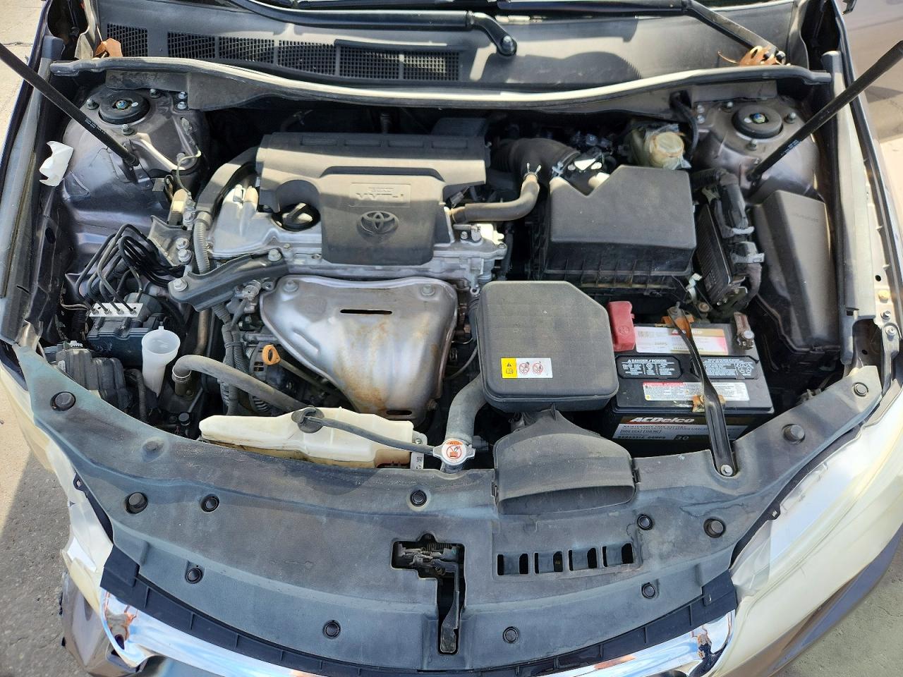 2017 TOYOTA CAMRY LE photo 21