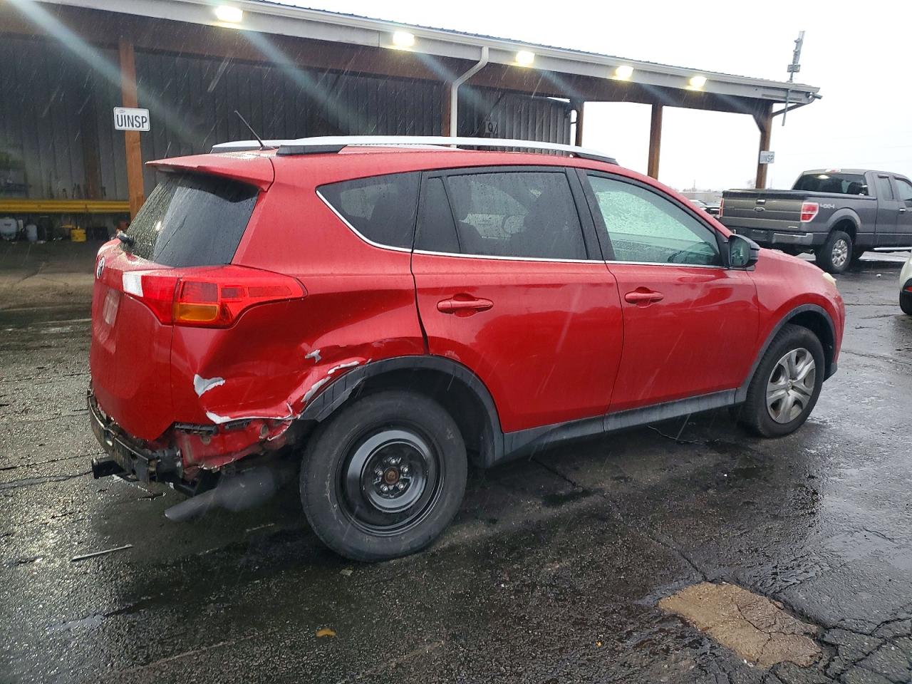 2014 TOYOTA RAV4 LE photo 3