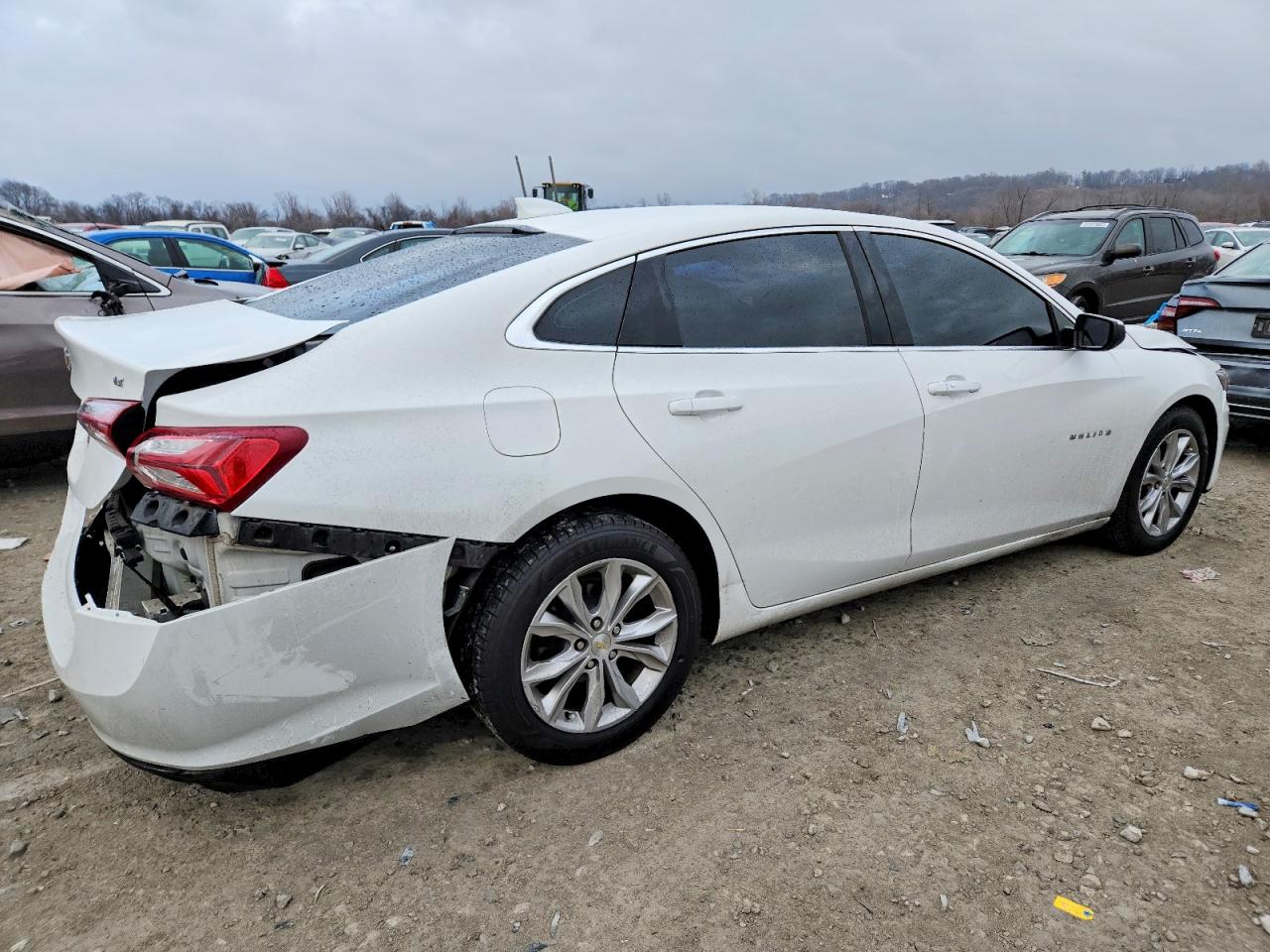 2020 CHEVROLET MALIBU LT photo 3
