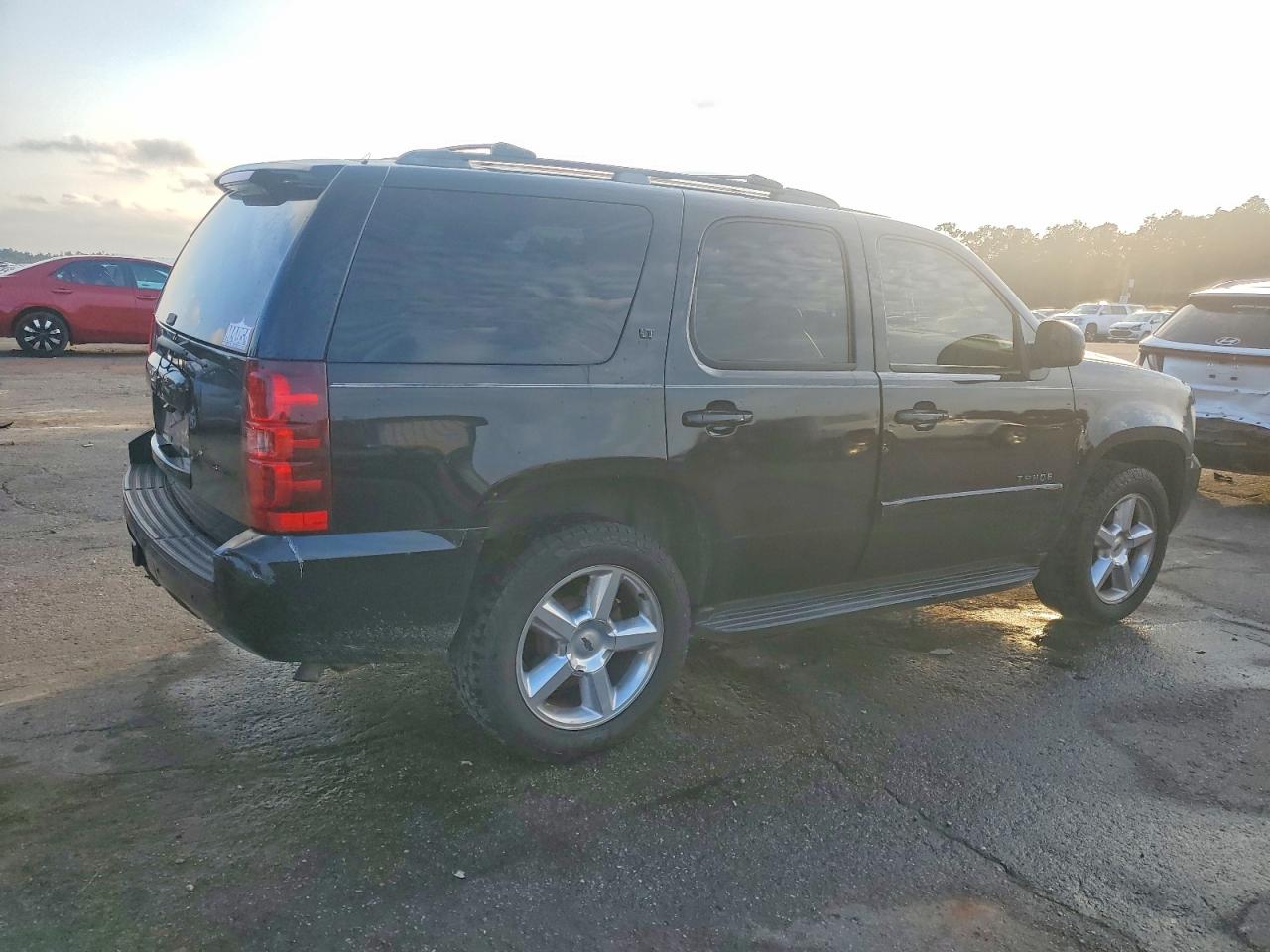 2007 CHEVROLET TAHOE C1500 photo 3