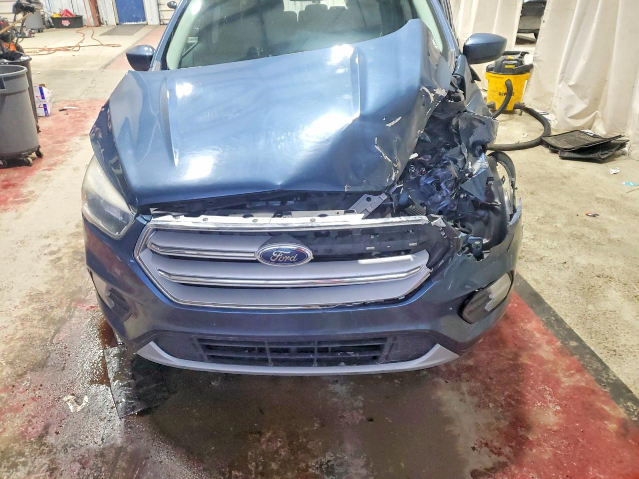 2018 FORD ESCAPE SE photo 11