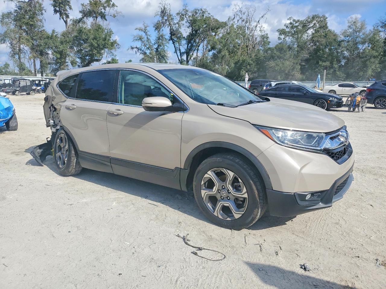 2017 HONDA CR-V EX photo 4