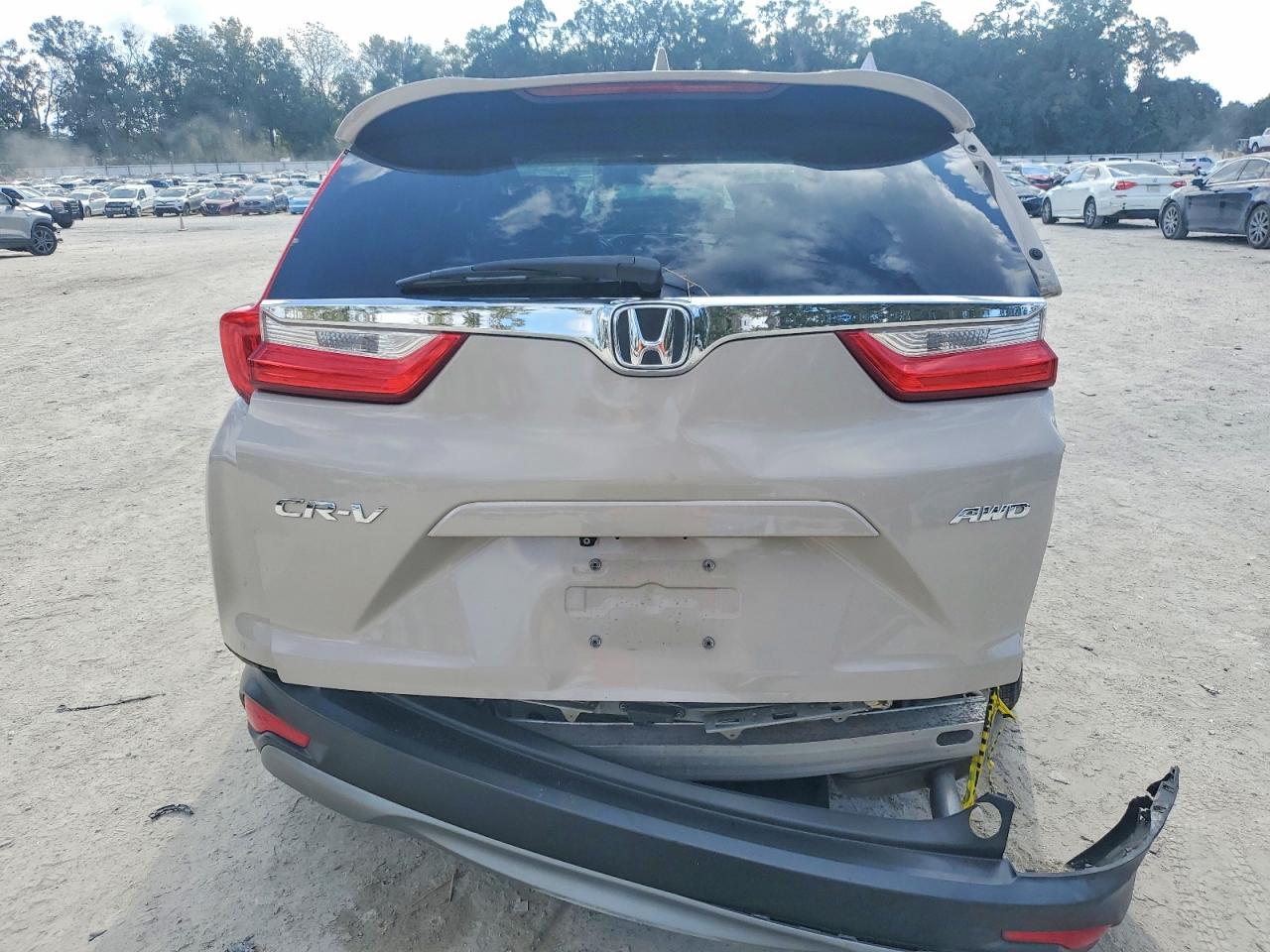 2017 HONDA CR-V EX photo 6