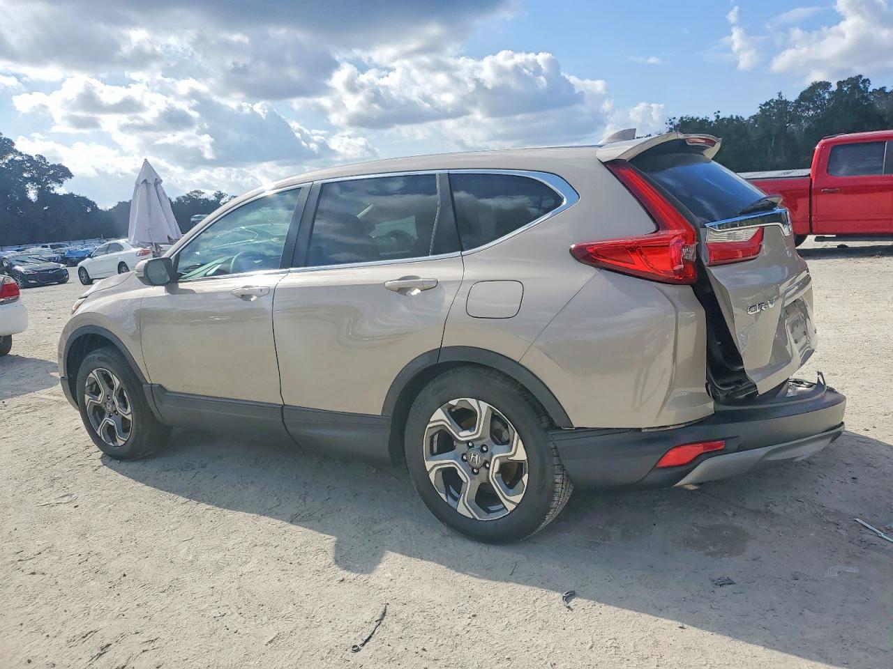 2017 HONDA CR-V EX photo 2