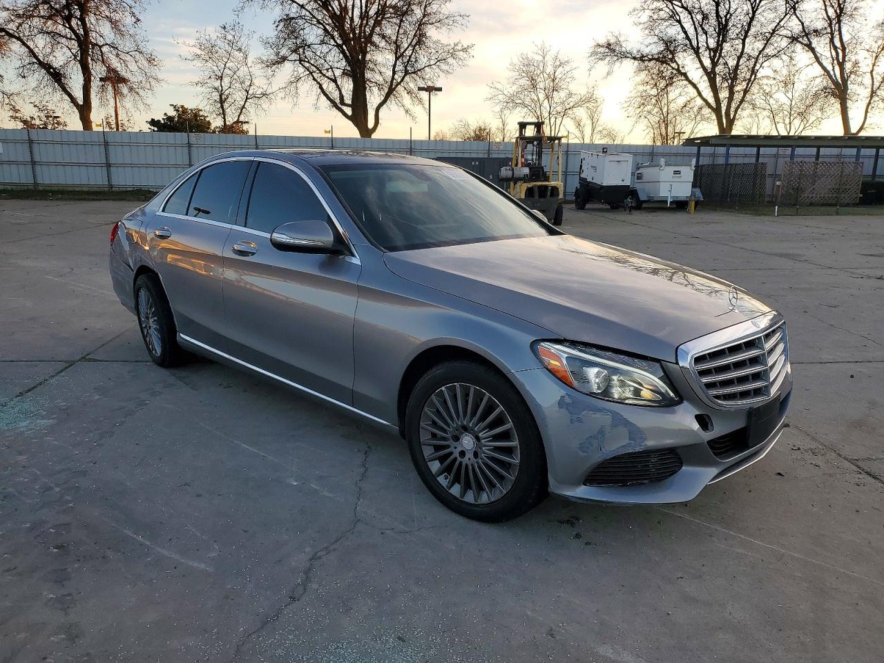 2015 MERCEDES-BENZ C 300 4MATIC photo 4