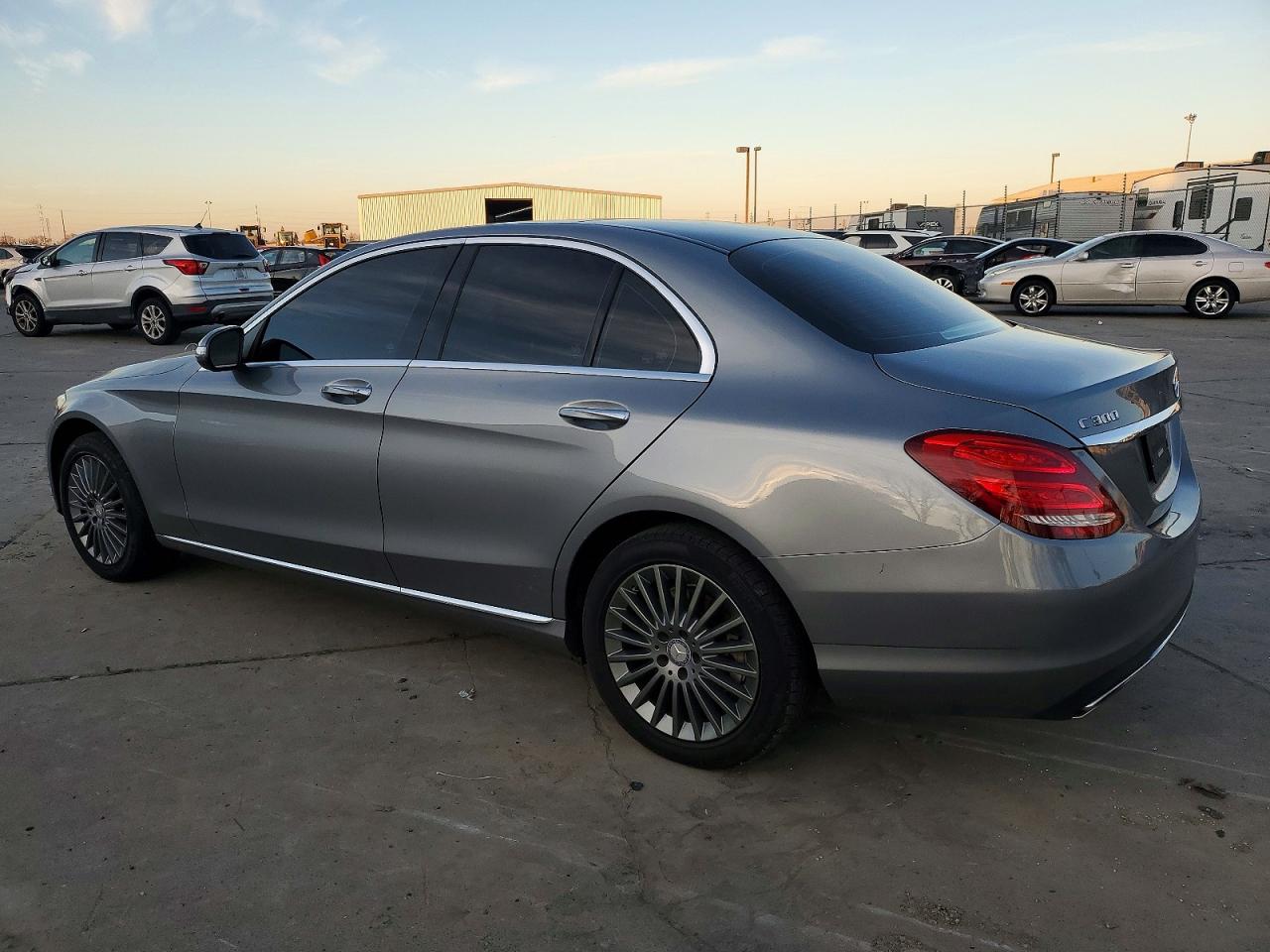 2015 MERCEDES-BENZ C 300 4MATIC photo 2