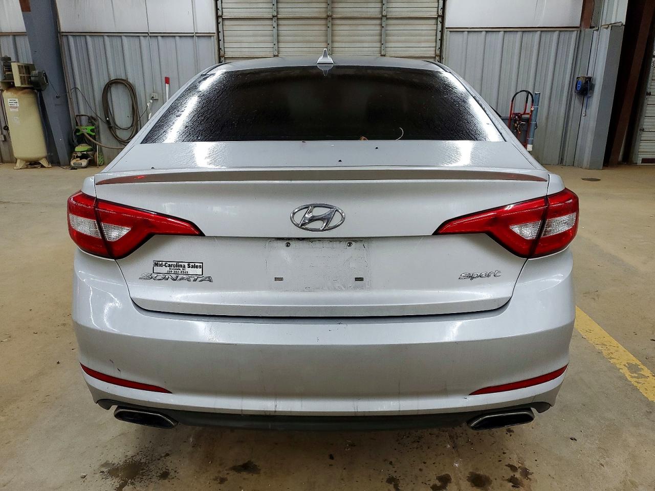 2015 HYUNDAI SONATA SPORT photo 6