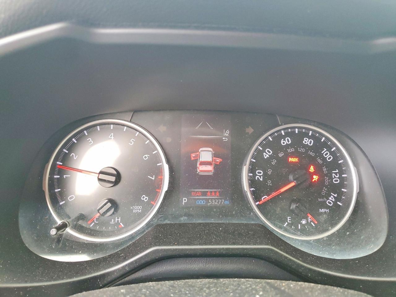 2019 TOYOTA RAV4 LE photo 17