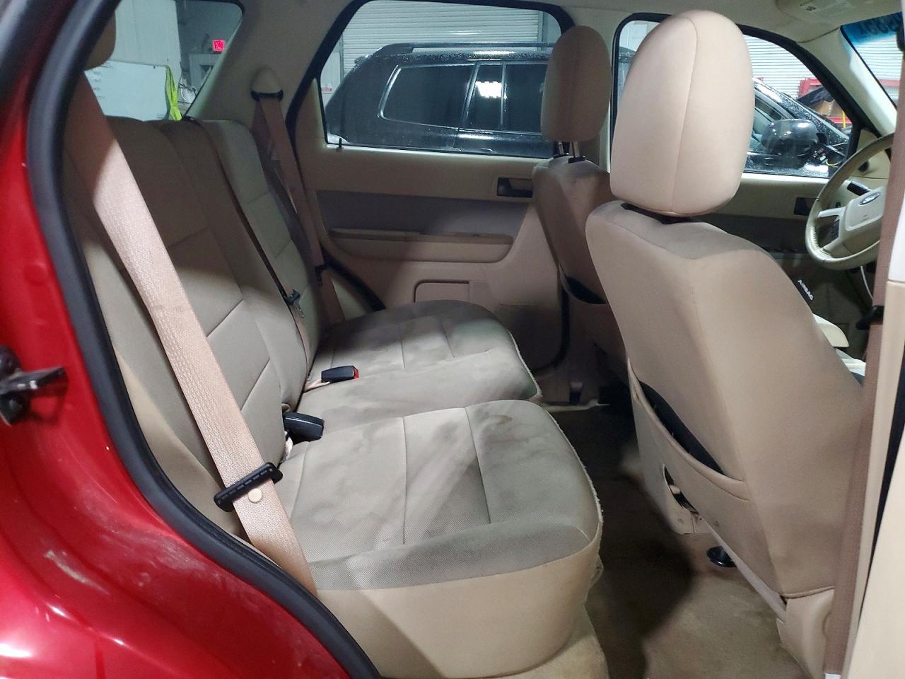 2010 FORD ESCAPE XLT photo 10