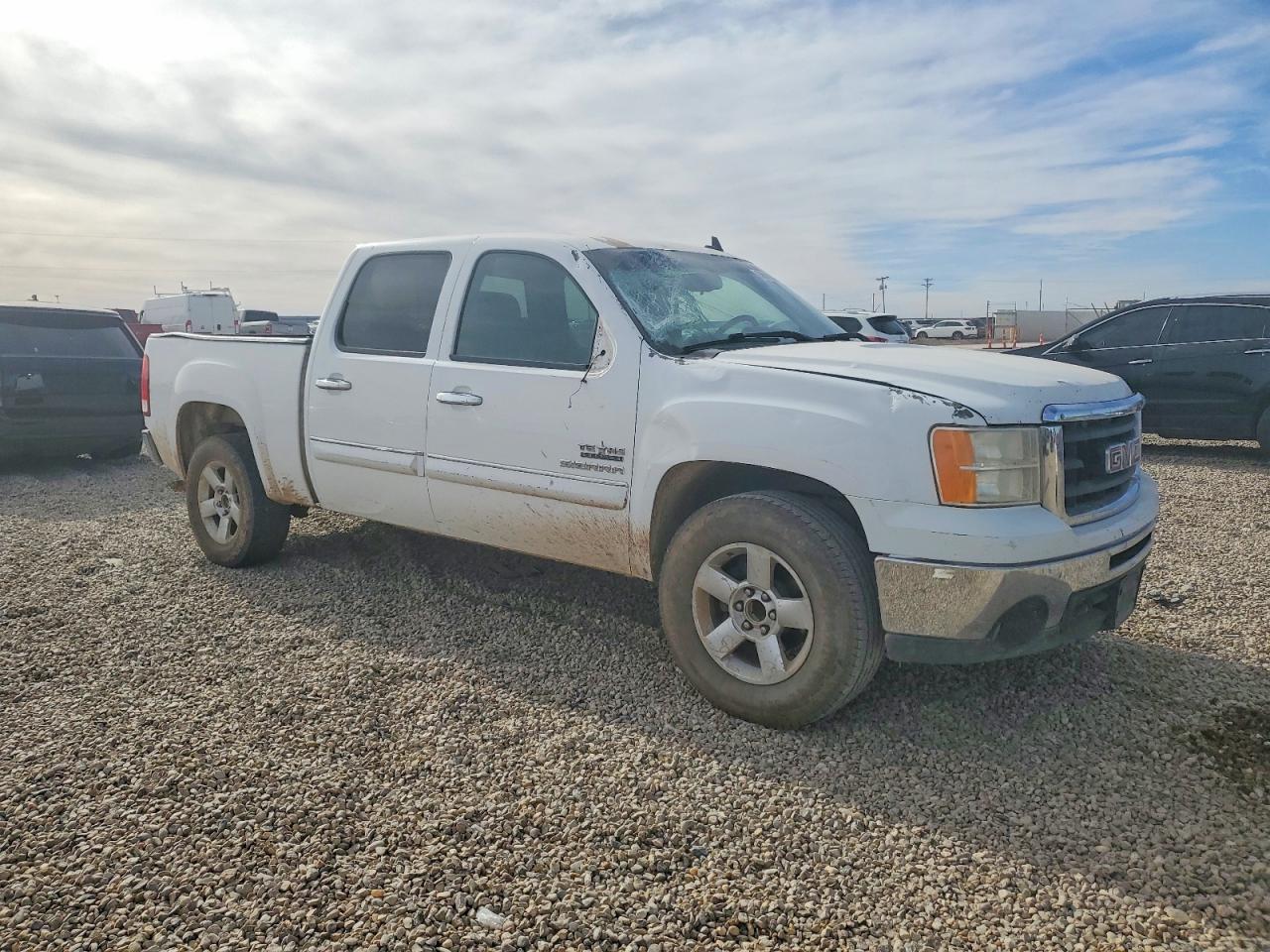 2010 GMC SIERRA C1500 SLE photo 4