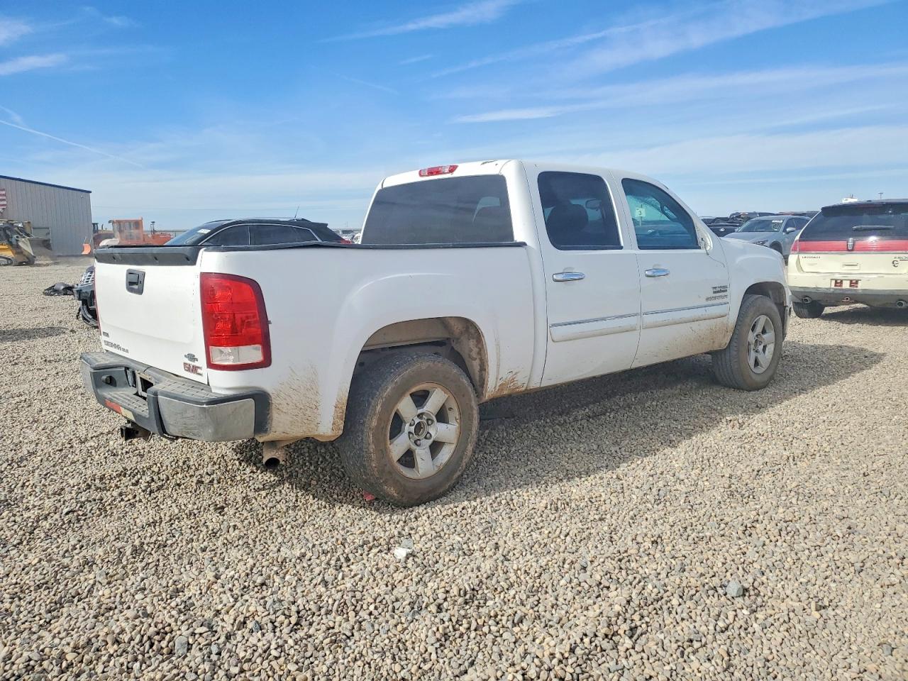 2010 GMC SIERRA C1500 SLE photo 3