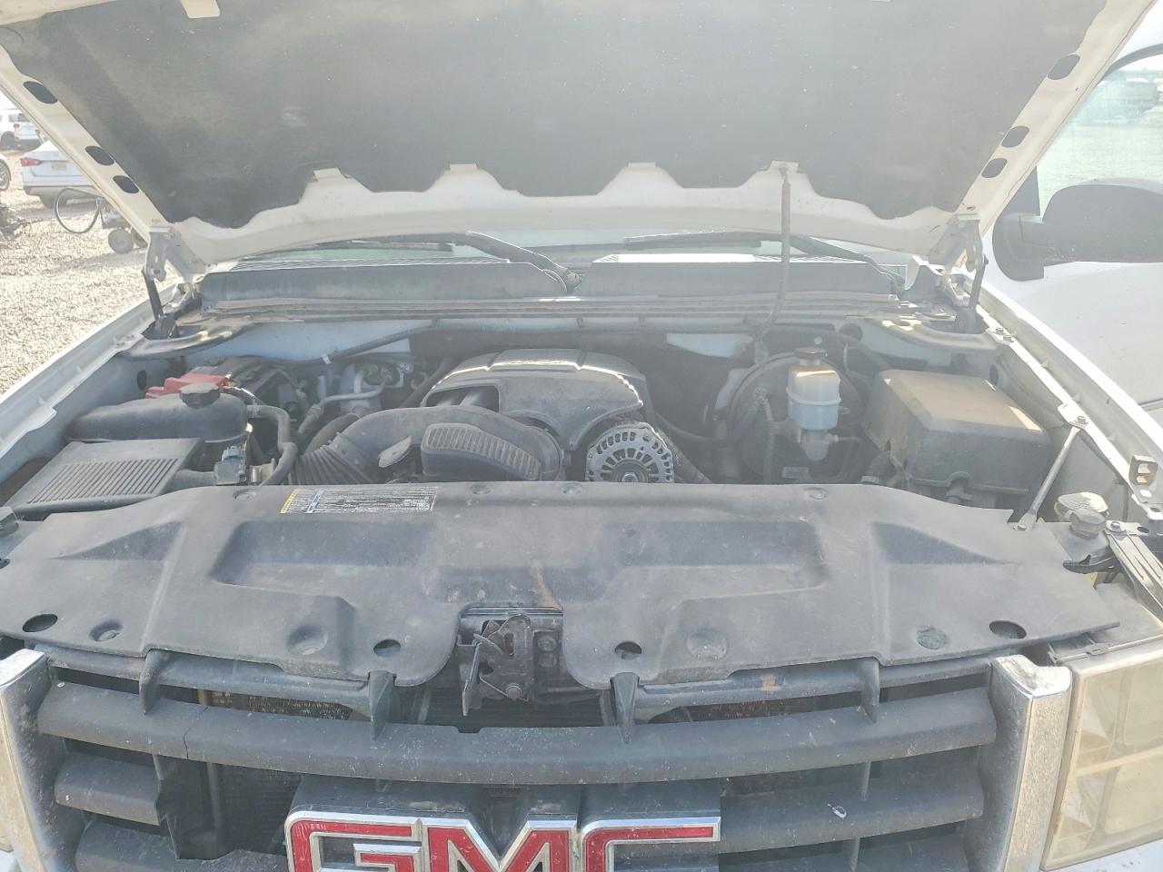 2010 GMC SIERRA C1500 SLE photo 11