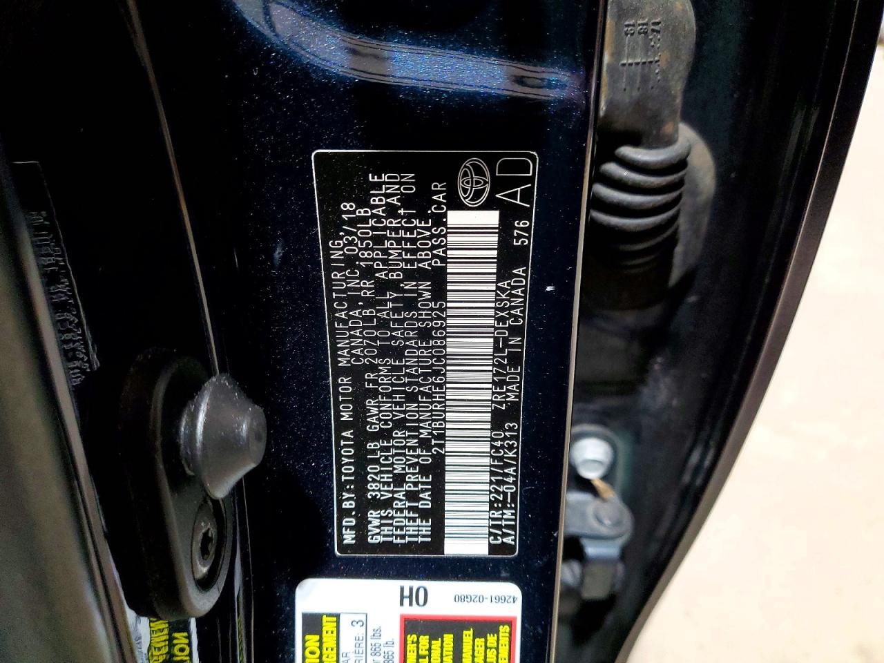 2018 TOYOTA COROLLA photo 12