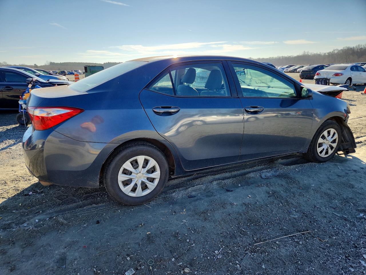 2015 TOYOTA COROLLA L photo 5