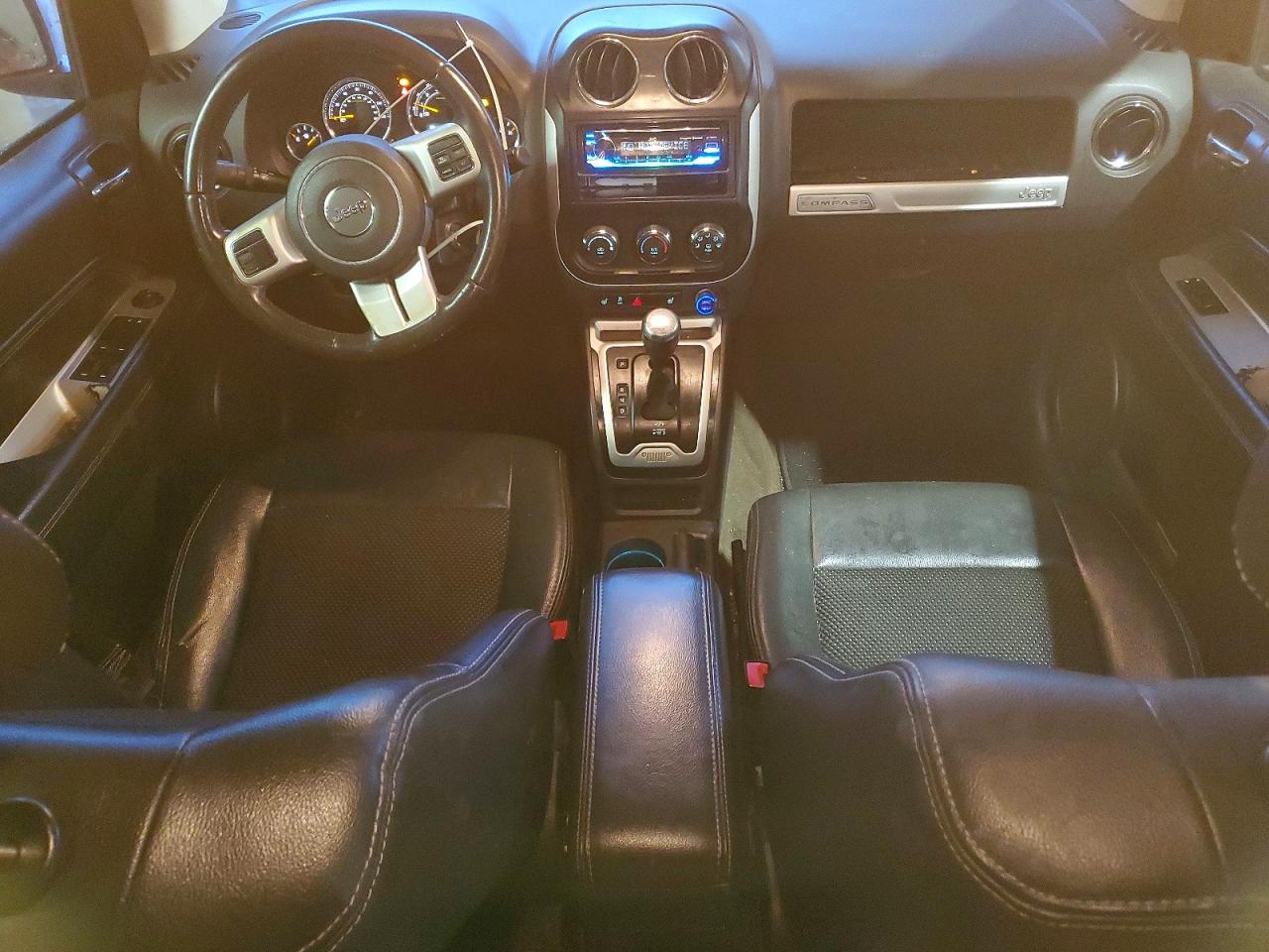 2017 JEEP COMPASS LATITUDE photo 8