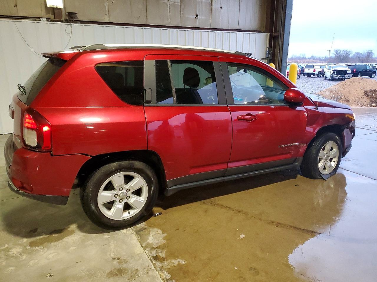 2017 JEEP COMPASS LATITUDE photo 3