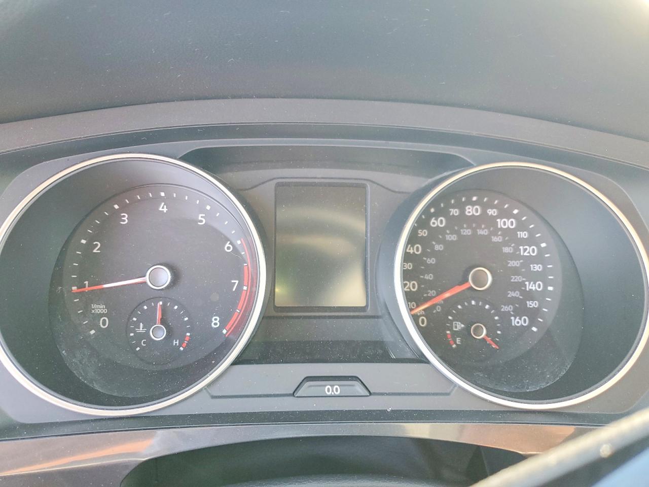2020 VOLKSWAGEN TIGUAN S photo 9