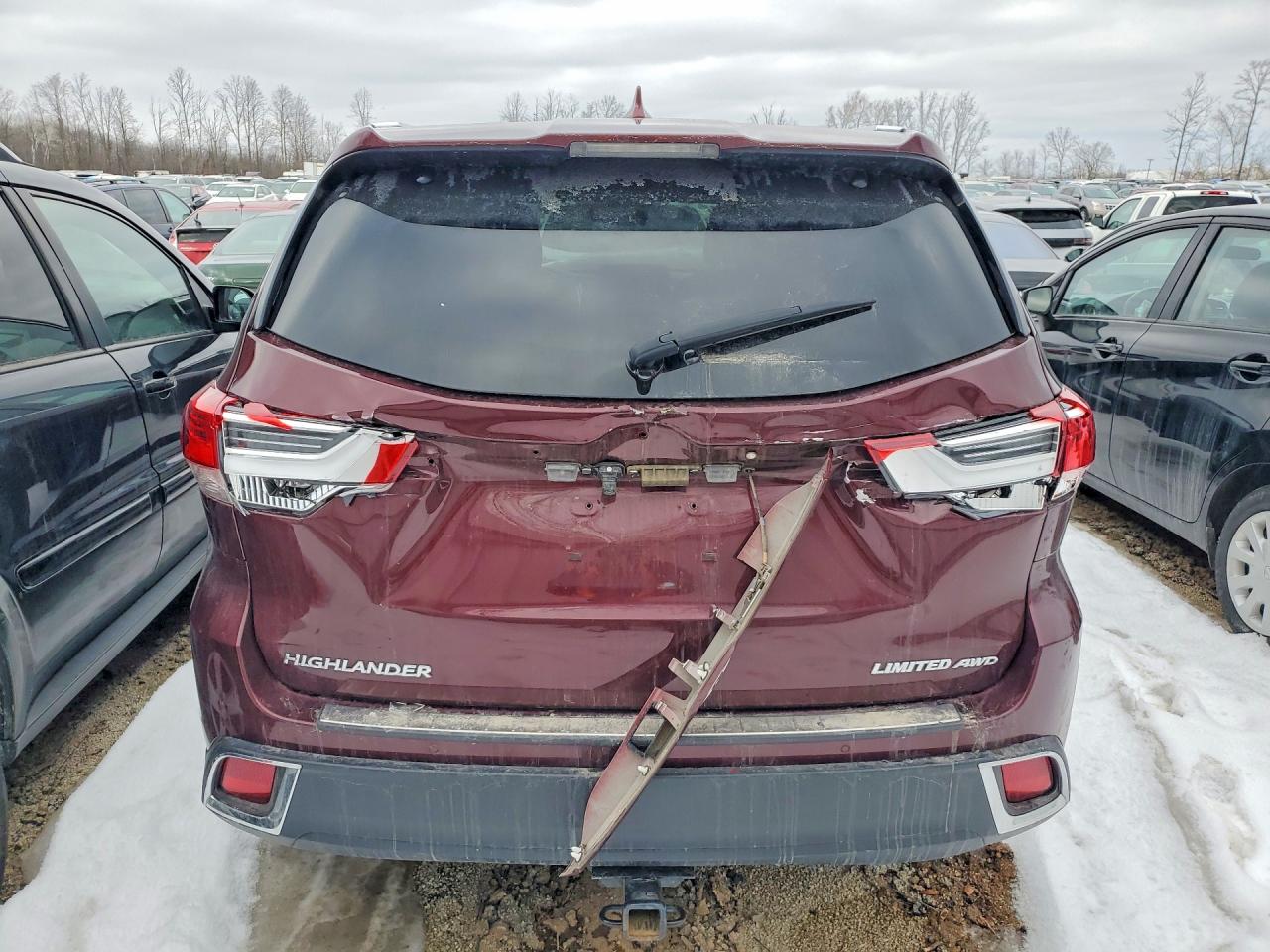 2019 TOYOTA HIGHLANDER LIMITED photo 6