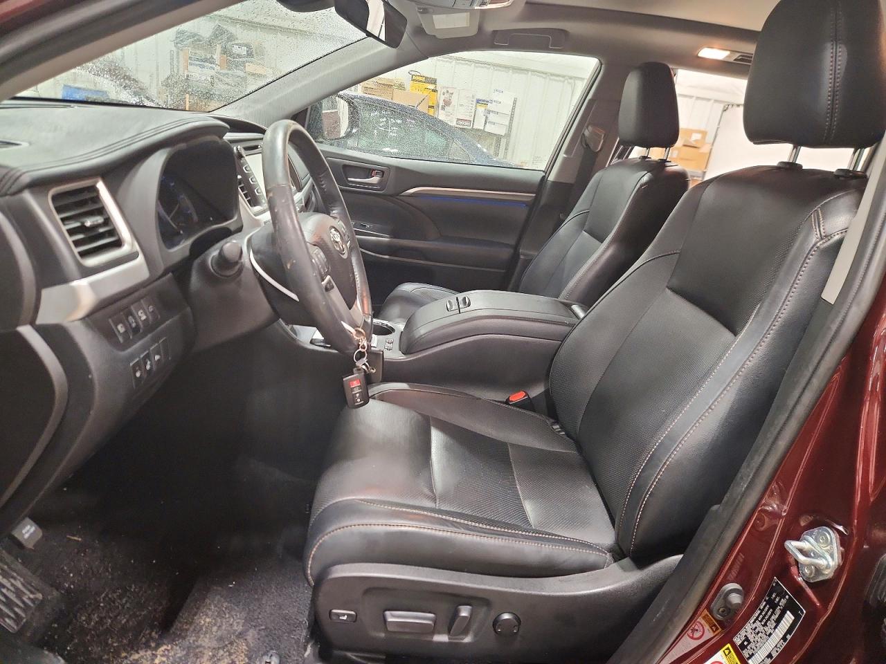 2019 TOYOTA HIGHLANDER LIMITED photo 7