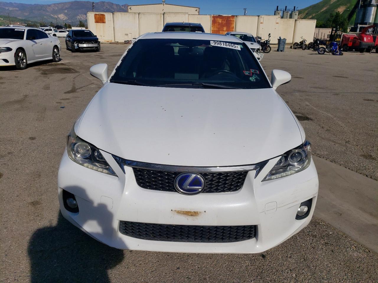 2013 LEXUS CT 200 photo 5