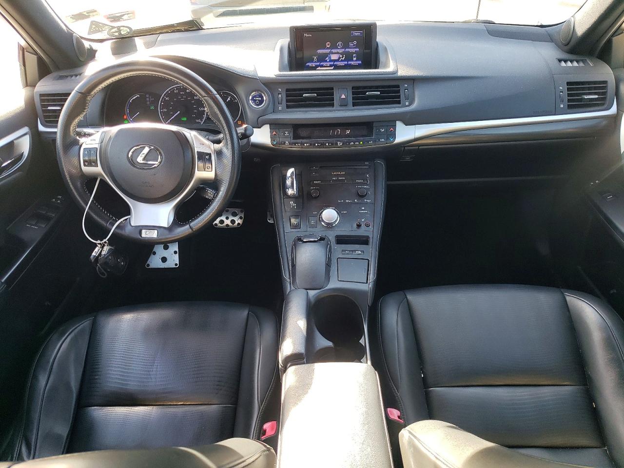 2013 LEXUS CT 200 photo 8