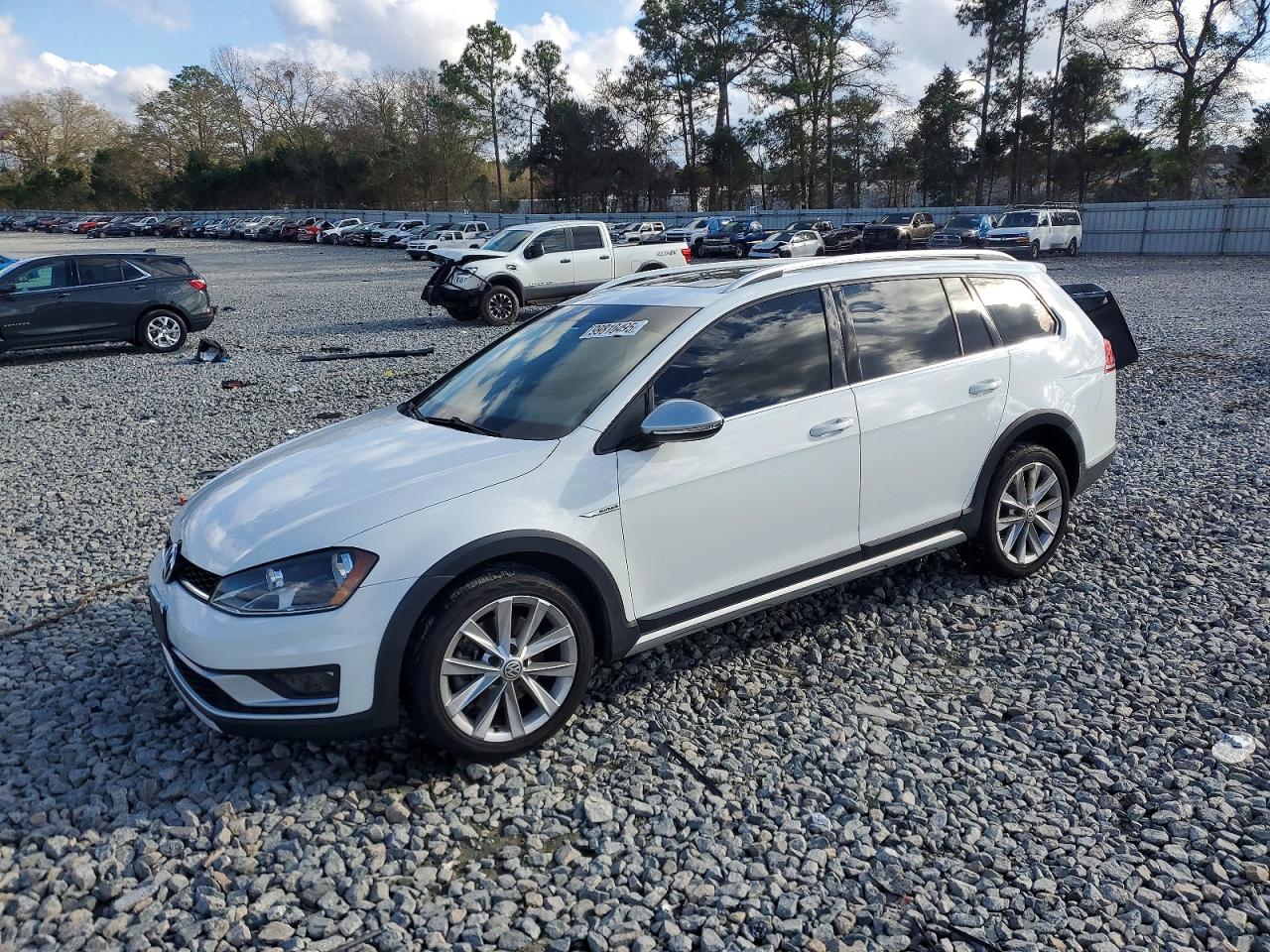 2017 VOLKSWAGEN GOLF ALLTRACK