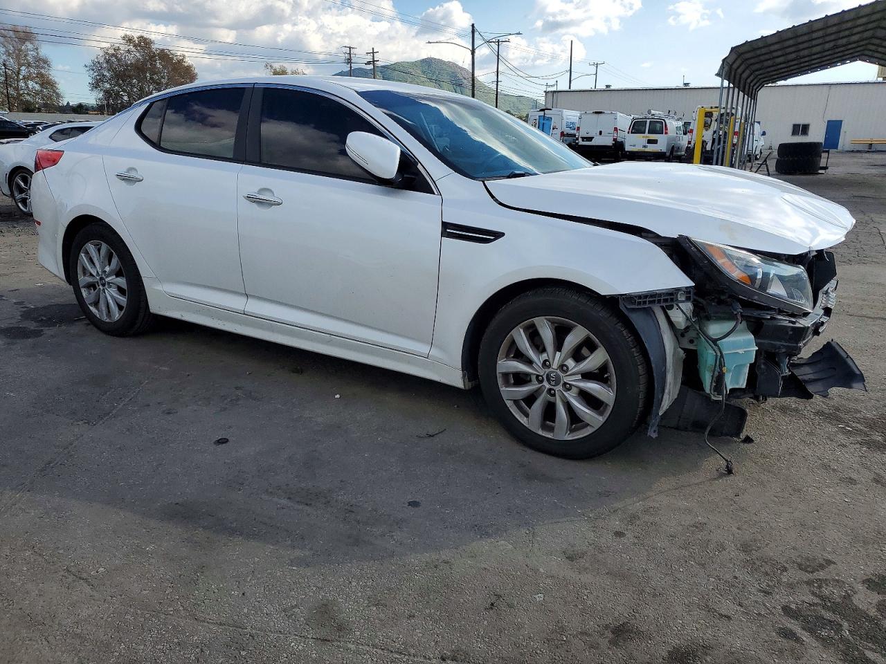 2015 KIA OPTIMA LX photo 4