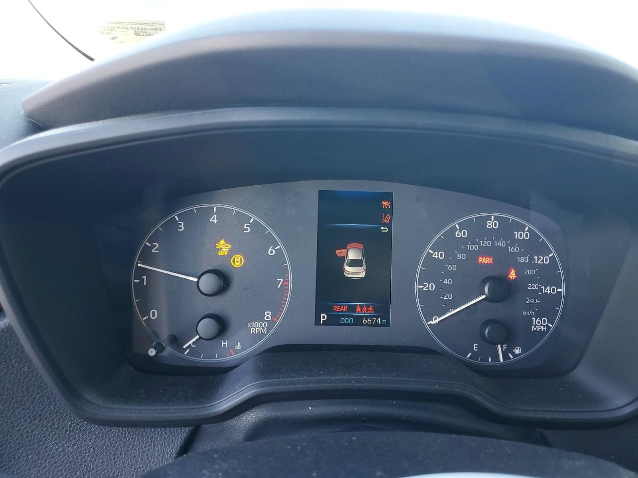 2025 TOYOTA COROLLA LE photo 9