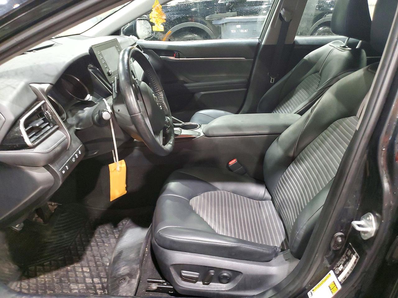 2022 TOYOTA CAMRY SE photo 13