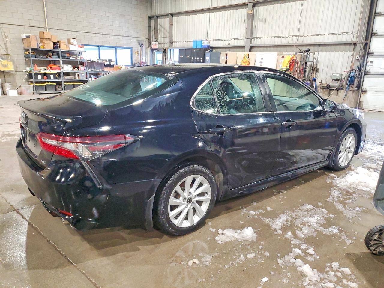 2022 TOYOTA CAMRY SE photo 5