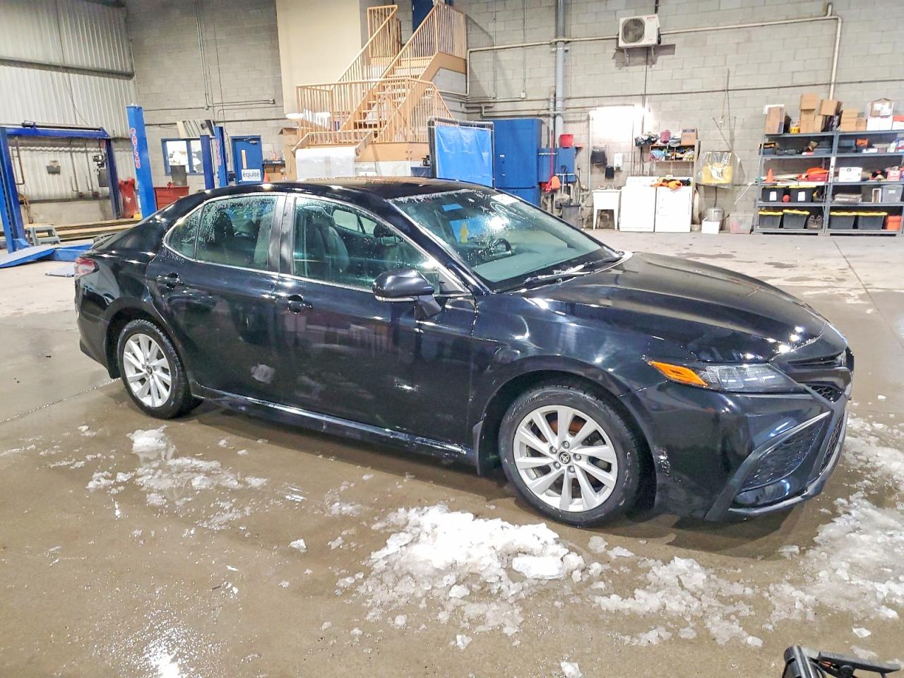 2022 TOYOTA CAMRY SE photo 7