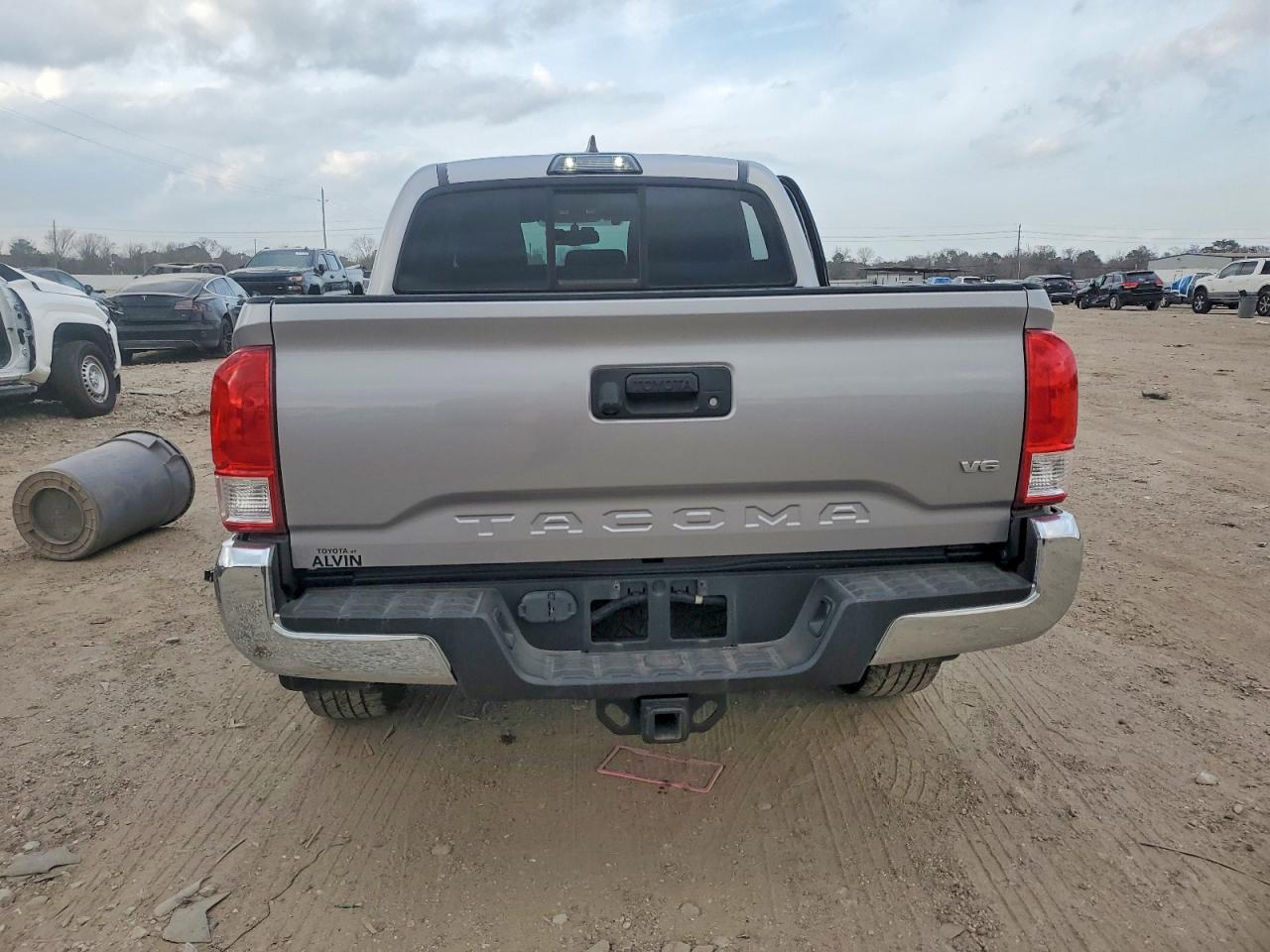 2017 TOYOTA TACOMA DOUBLE CAB photo 6