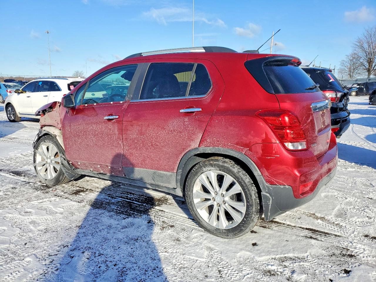 2019 CHEVROLET TRAX PREMIER photo 2