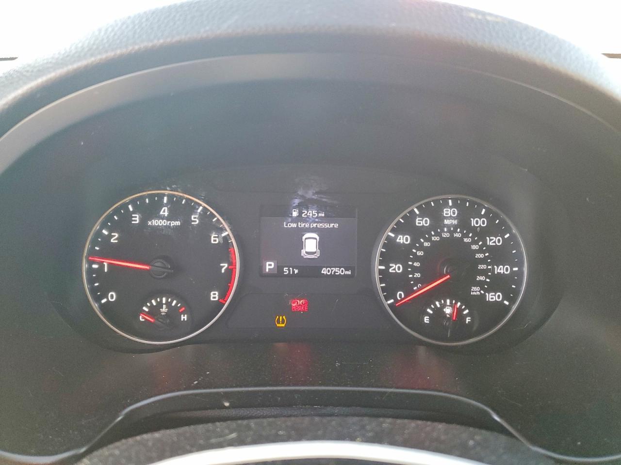 2023 KIA SELTOS LX photo 9