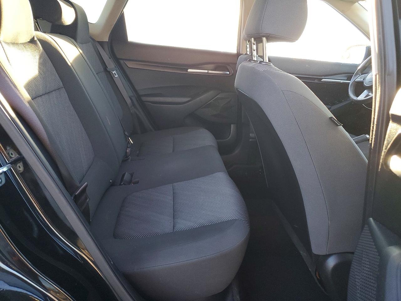 2023 KIA SELTOS LX photo 11