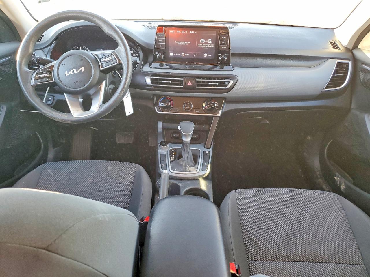 2023 KIA SELTOS LX photo 8