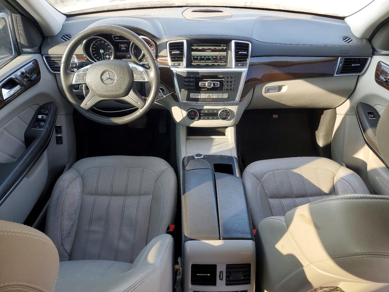 2014 MERCEDES-BENZ GL 350 BLUETEC photo 22