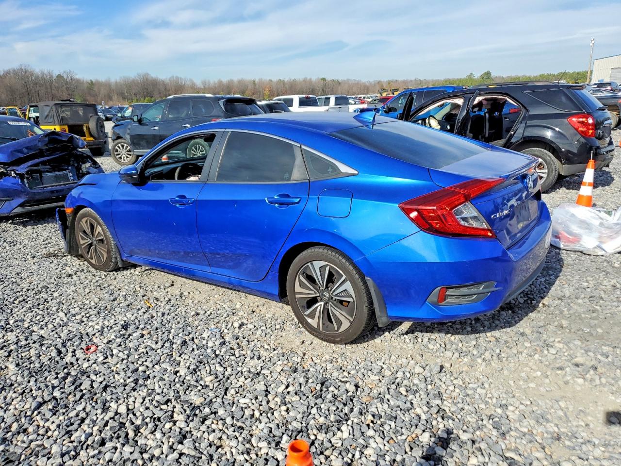 2016 HONDA CIVIC EX photo 2