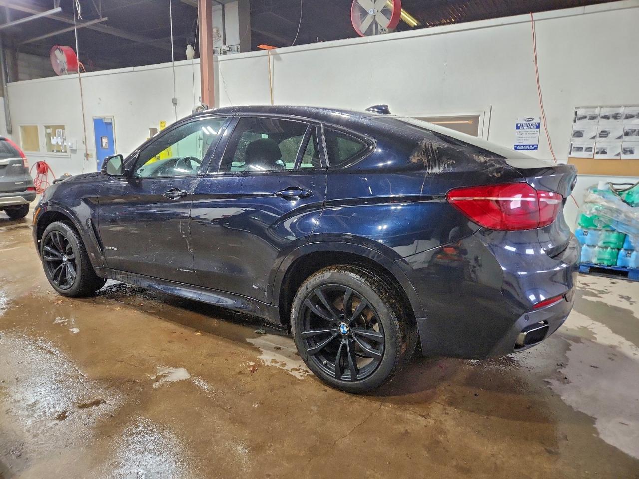 2017 BMW X6 XDRIVE35I photo 2