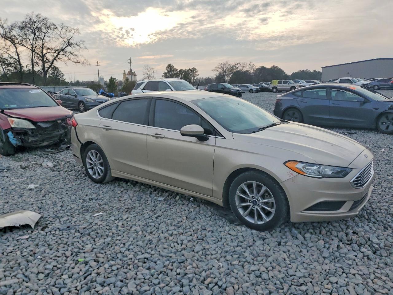 2017 FORD FUSION SE photo 4