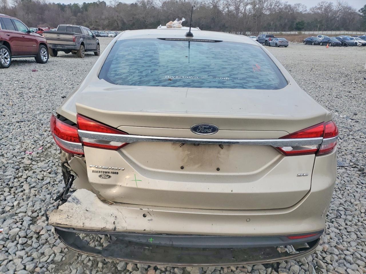 2017 FORD FUSION SE photo 6