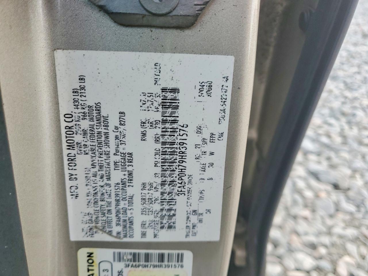 2017 FORD FUSION SE photo 12