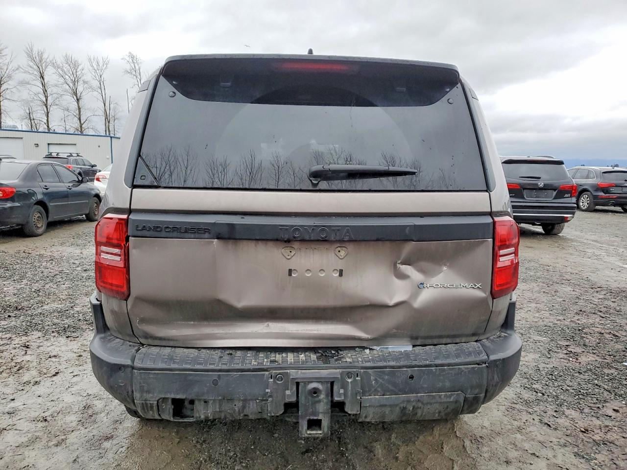 2024 TOYOTA LAND CRUISER BASE photo 6