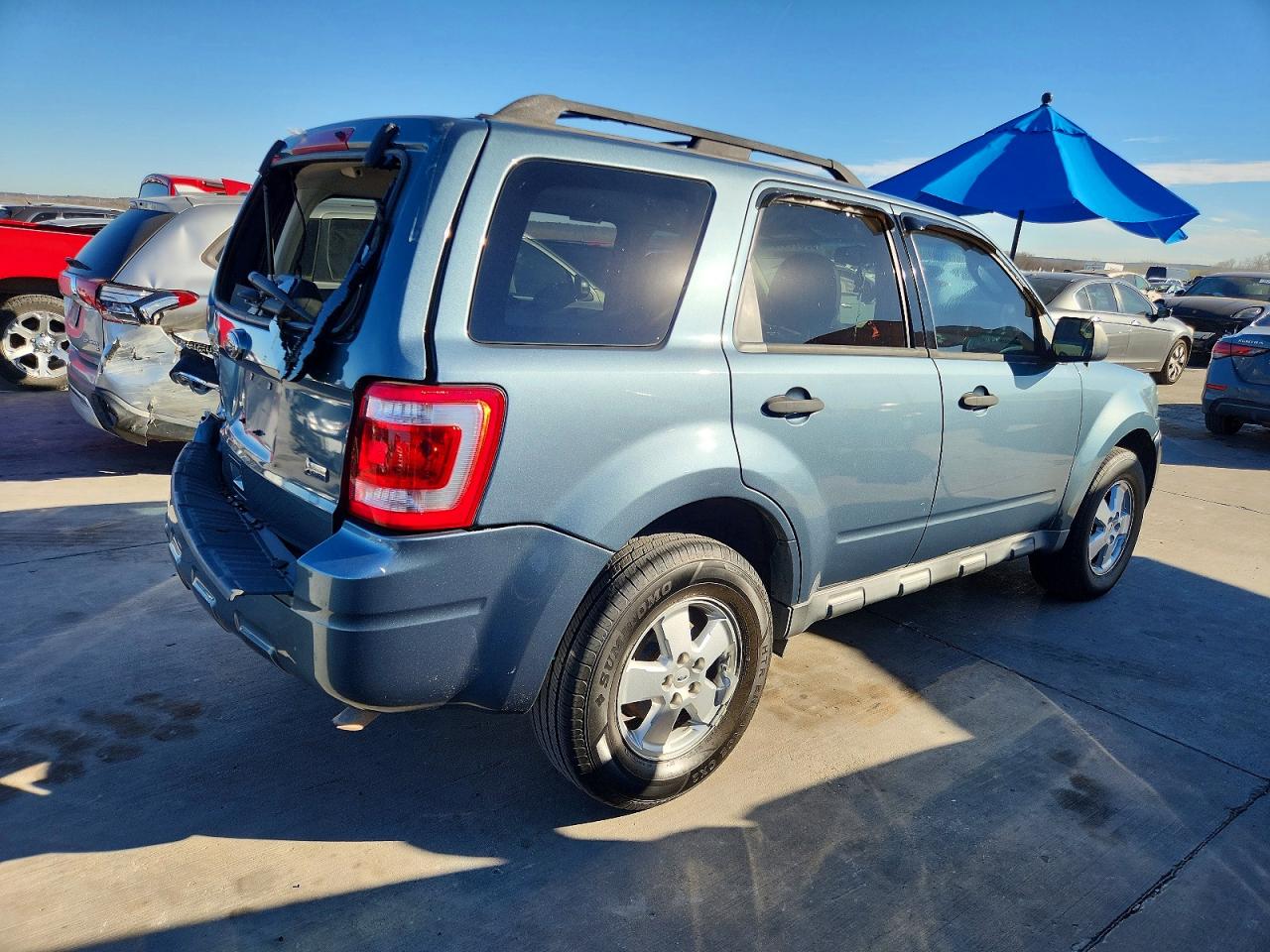 2012 FORD ESCAPE XLT photo 3