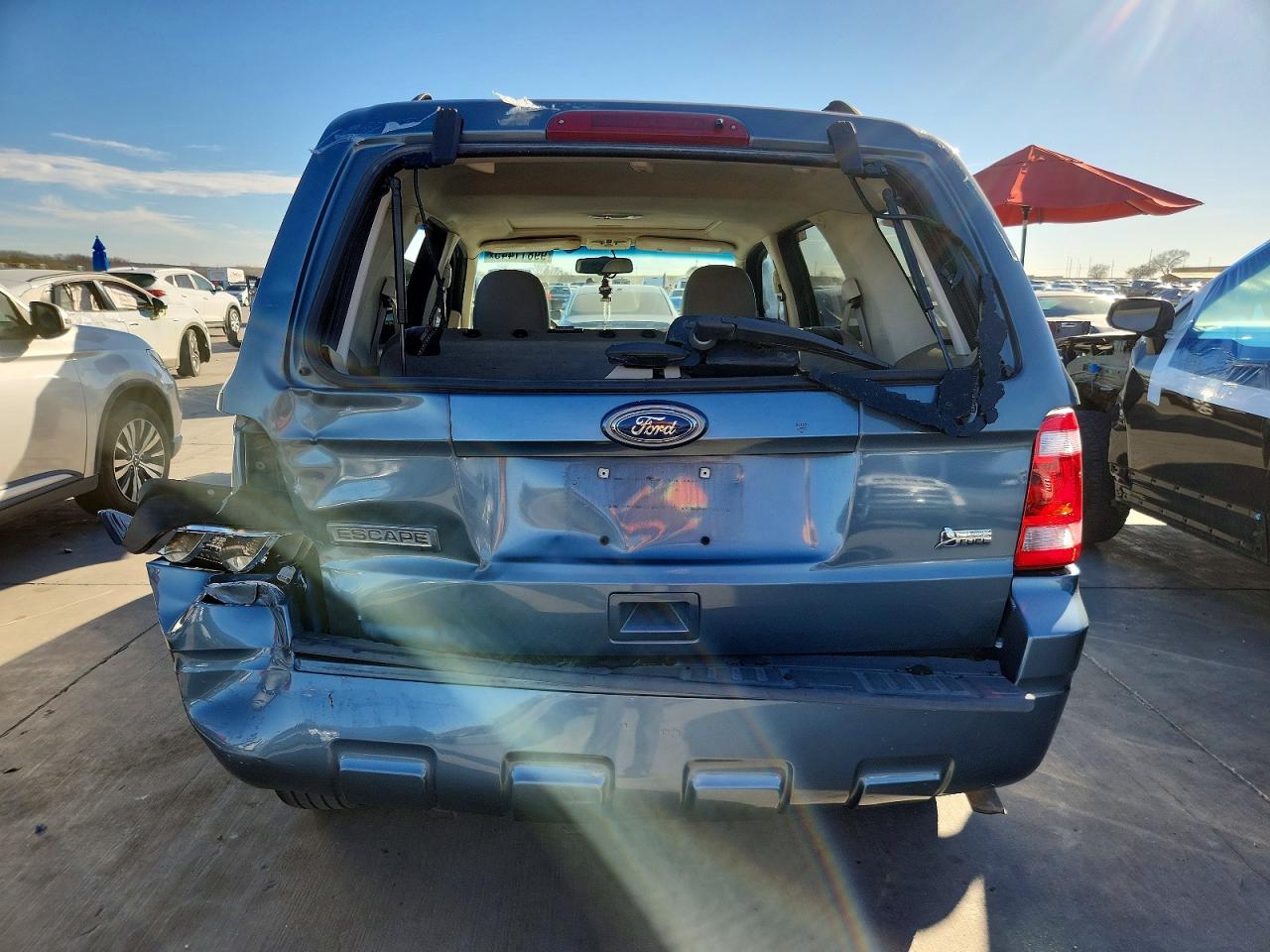 2012 FORD ESCAPE XLT photo 6
