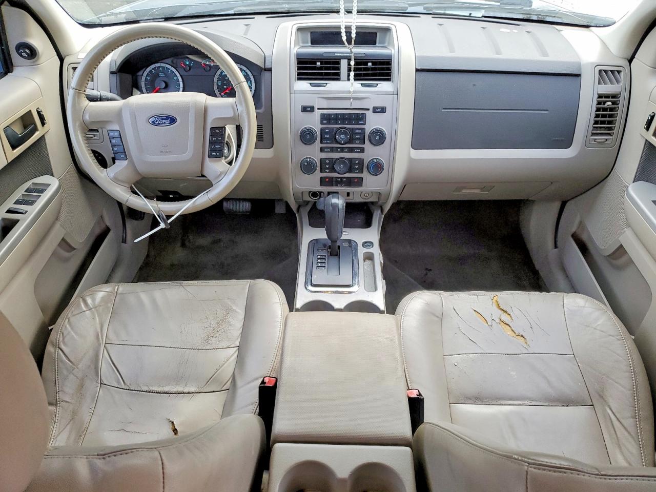 2012 FORD ESCAPE XLT photo 8