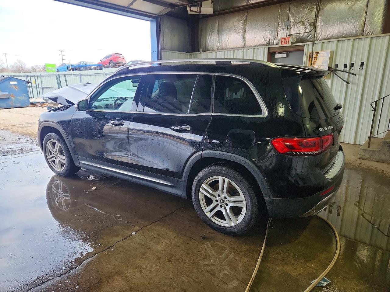 2021 MERCEDES-BENZ GLB 250 4MATIC photo 2