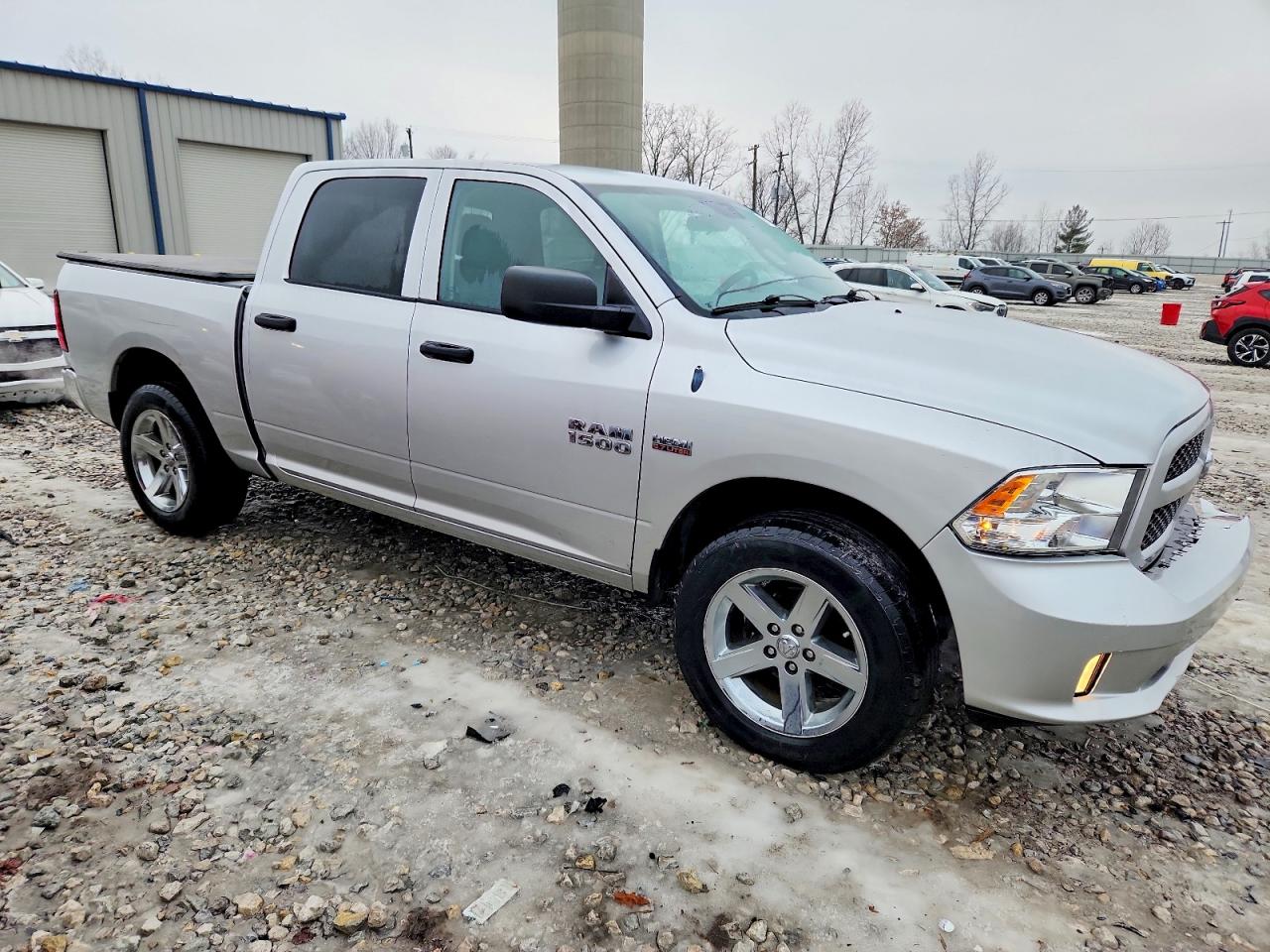 2014 RAM 1500 ST photo 10